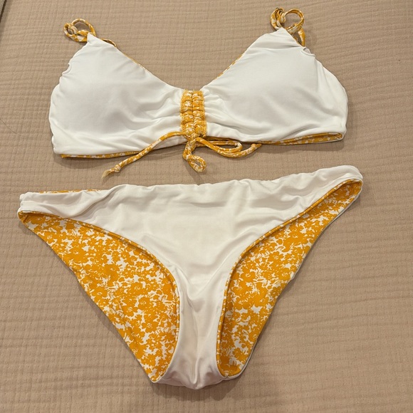 Bikini Set - Picture 4 of 5